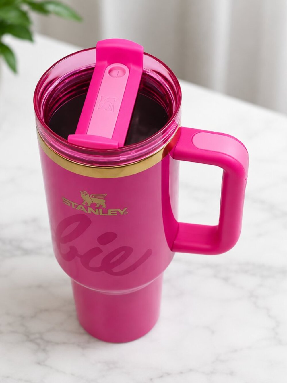 Barbie x Stanley 40 oz Tumbler Pink Quencher Insulated Cup with Handle - Picture 3 of 3